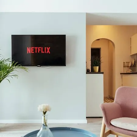 公寓 Beautiful - Location + Netflix 布加勒斯特