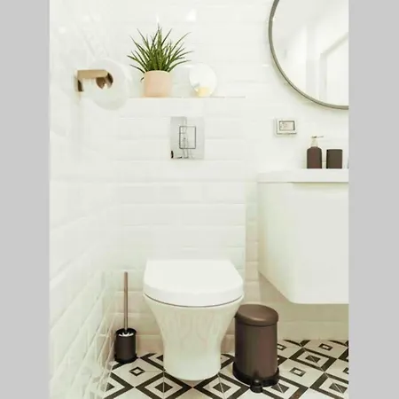 Beautiful - Location + Netflix Apartment Bucharest