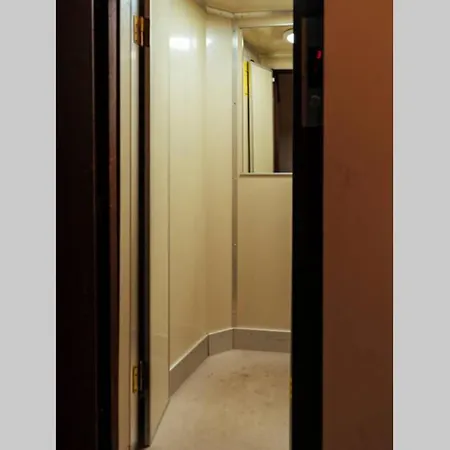 Apartment Beautiful - Location + Netflix Bucharest